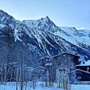 Cosy On The Slopes And Centre Of Apartment Chamonix