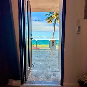 Modern Oceanfront Apartment Arecibo